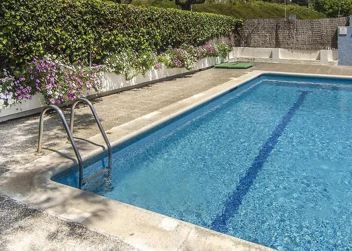 Apartman Spaces Oasis Suites- 4 Bedroom, 4 Ensuite Bathrooms, Terrace, Pool, Centre Sitges