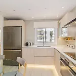 Apartamento Spaces Oasis Suites- 4 Bedroom, 4 Ensuite Bathrooms, Terrace, Pool, Centre Sitges