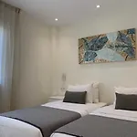 Apartamento Spaces Oasis Suites- 4 Bedroom, 4 Ensuite Bathrooms, Terrace, Pool, Centre Sitges