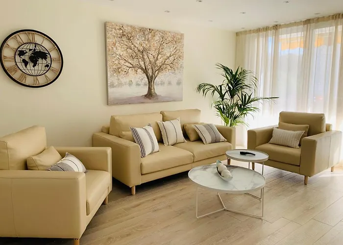 Spaces Oasis Suites- 4 Bedroom, 4 Ensuite Bathrooms, Terrace, Pool, Centre Lägenhet