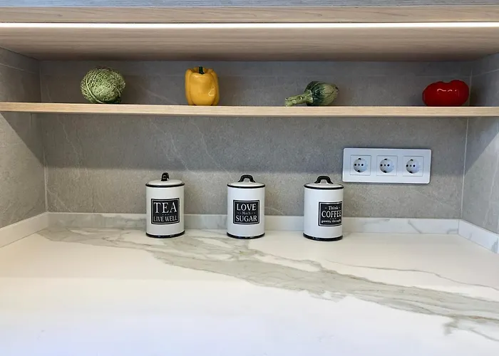 Spaces Oasis Suites- 4 Bedroom, 4 Ensuite Bathrooms, Terrace, Pool, Centre Lägenhet *