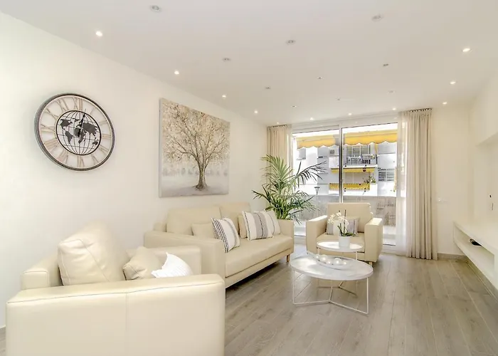 Spaces Oasis Suites- 4 Bedroom, 4 Ensuite Bathrooms, Terrace, Pool, Centre Apartament